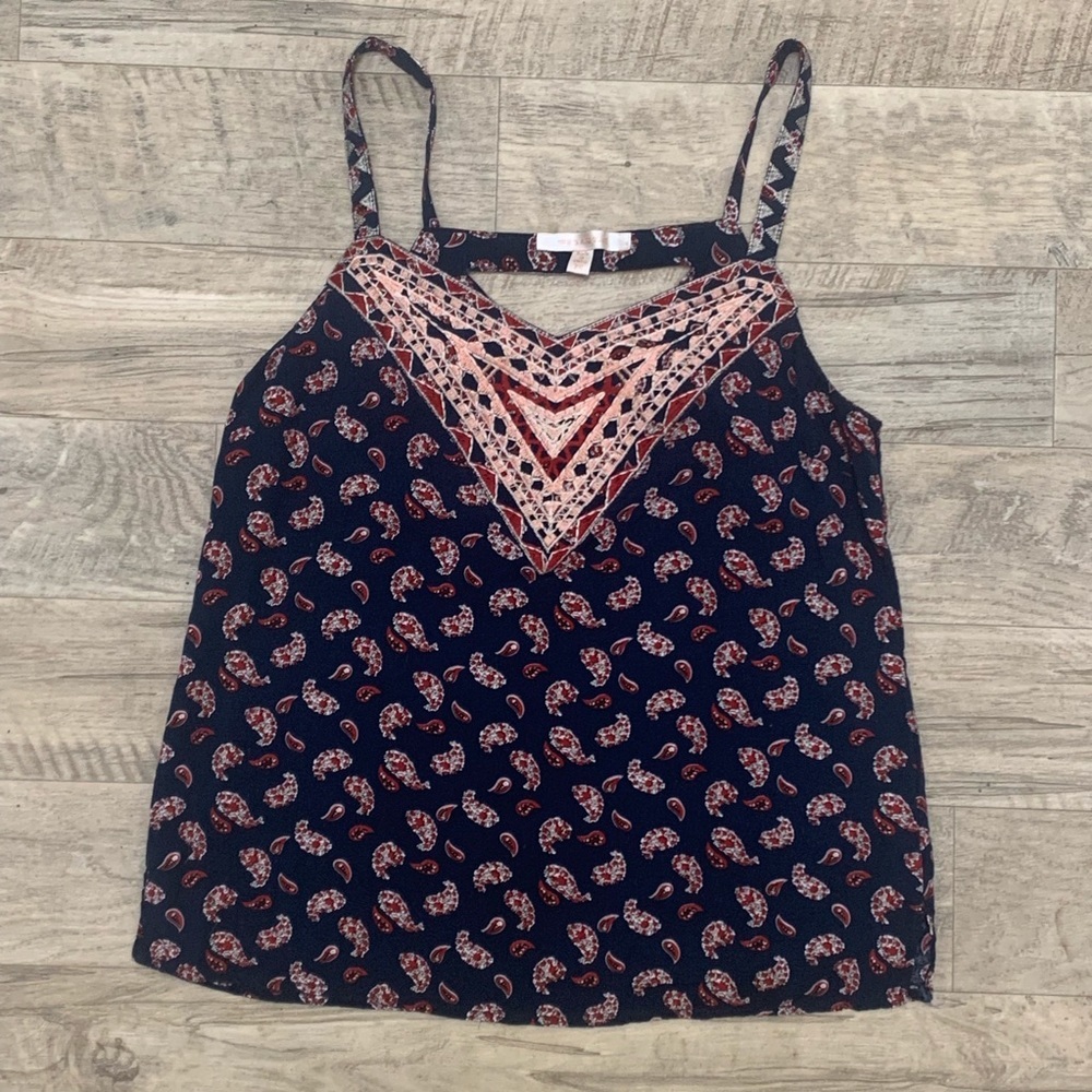 Skies Are Blue I Paisley Tank Top‎